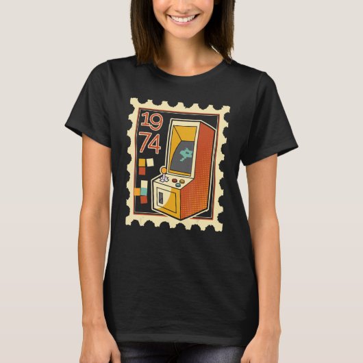 Verzendstempel met computer Game Slot Machine 1974 T-shirt (Voorkant)
