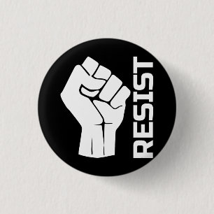 Verzet met vuist - in wit 0002 ronde button 3,2 cm