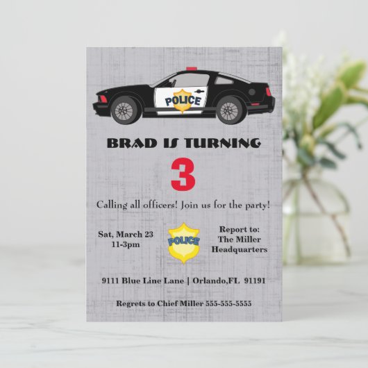 Verzoeken om opsluiting van de politieauto kaart (Staand voorkant)