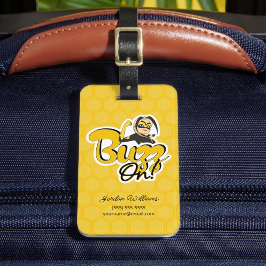 Vesperie | Buzz On! Bagagelabel (Voorkant Insitu 2)