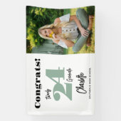 Vet 2024 Sage Groen Gefeliciteerd Afstuderen Foto Spandoek (Verticaal)