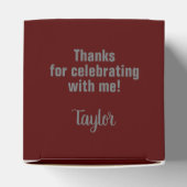 Vet AFSTUDEERDER grijs op donkermaroon Graduparty Bedankdoosjes (Bovenkant)