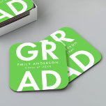 Vet Afstudeerder Lime Groen Graduation Party Kartonnen Onderzetters<br><div class="desc">Aangepast papier voor afstuderen met "Afstudeerder" in vetgedrukte witte letters met een kalkgroene achtergrond. Pas de onderzetters van het afstuderen aan door de naam van de afgestudeerde en het jaar van het afstuderen toe te voegen. De gepersonaliseerde afstuderen onderzetters zijn perfect voor zowel het hoger onderwijs als het hoger onderwijs....</div>