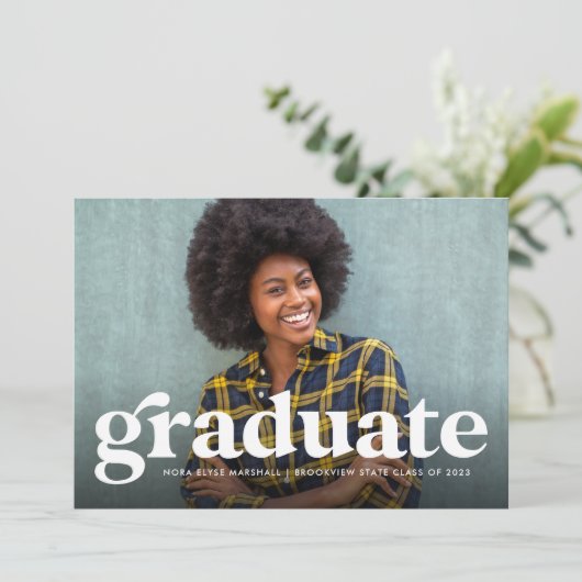 Vet afstuderen horizontale foto retro aankondiging (Staand voorkant)