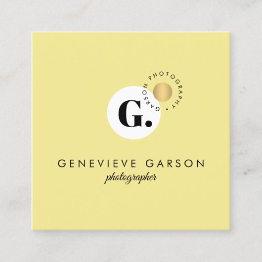 Vet Creatief Monogram Logo Geel Social Media Vierkante Visitekaartje (Voorkant)