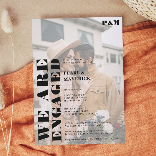 Vet eenvoudig zwart wit foto verlovingsfeest kaart