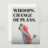 Vet en Cheeky Typographic Wedding Date Change Aankondigingskaart (Voorkant / Achterkant)