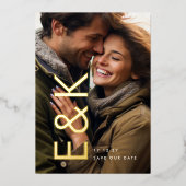 Vet Modern Goud Foto Monogram Save Our Date Folie Uitnodiging (Voorkant)