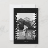 Vet Moderne Typografie Zwarte Trouwfoto Bedankkaart (Voorkant)