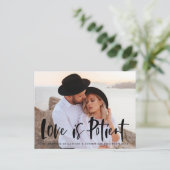 Vet penseelscript Love is Patiëntenuitstel Aankondigingskaart (Staand voorkant)