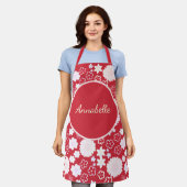 Vet rood crème bloemen flessenpatroon genaamd schort (Gedragen)