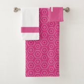 Vet roze en wit met optioneel monogram bad handdoek (Insitu)