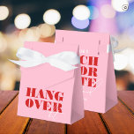 Vet Roze & Rood Bachelorette Weekend Kater Kit Bedankdoosjes<br><div class="desc">Deze leuke en moedige roze accessoire zal je toekomstige feestgasten wauwen!</div>