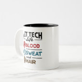 Vet Tech Life Blood Sweat and Hair Tweekleurige Koffiemok (Voorkant links)