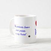 Vet Tech - Paw afdrukken op mijn hart Koffiemok (Voorkant links)