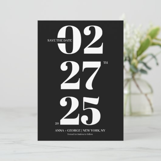 Vet Typografie Modern Zwart & Wit Foto Bruiloft Save The Date (Staand voorkant)