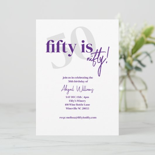 Vet Typografie w / Kalligrafie 50 Nifty Verjaardag Kaart (Staand voorkant)