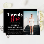 Vet Typografie Zwart Modern 21st Verjaardagsfeest Kaart<br><div class="desc">Vet Typografie Zwart Modern 21st Birthday Party Uitnodiging "21st draaien is nog nooit zo chique geweest! Maak van uw mijlpaal verjaardag een onvergetelijke met onze Bold Typography Black Modern 21st Birthday Party Photo Invitation. Wees uniek, wees moedig, wees JIJ! 🌸 Den Haag Pak je Vette Typografie Zwart Modern 21st Verjaardagsfeestje...</div>