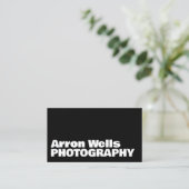 Vet Typografie Zwart-wit Moderne QR-code Visitekaartje (Staand voorkant)