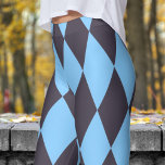 Vet Zwart en Blauw Harlekijn Check Patroon Leggings<br><div class="desc">Bijzonder en uniek: maak een statement met deze Harlequin leggings! Met een opvallend, kleurrijk patroon, zullen deze leggings flair en plezier toevoegen aan uw casual garderobe. Perfect voor degenen die graag vet zijn, ze bieden een comfortabele pasvorm waarmee je er de hele dag geweldig uitziet. Shop nu en laat je...</div>