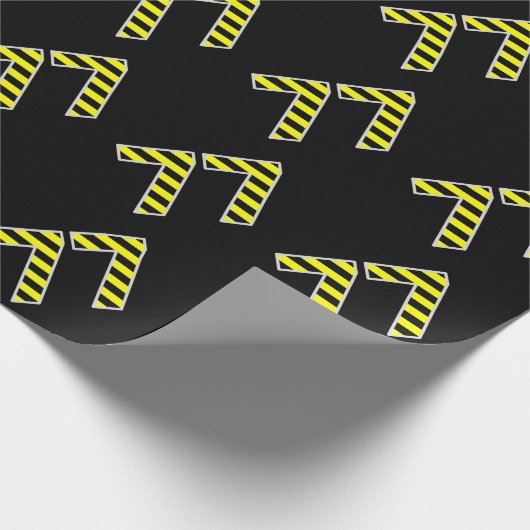 Vet, zwart en geel Stripes 77 Event # (Birthday) Cadeaupapier (Hoek)