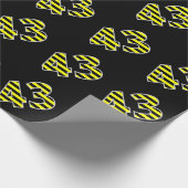 Vet, zwart & geel Strepen 43 Event # (Verjaardag) Cadeaupapier (Hoek)