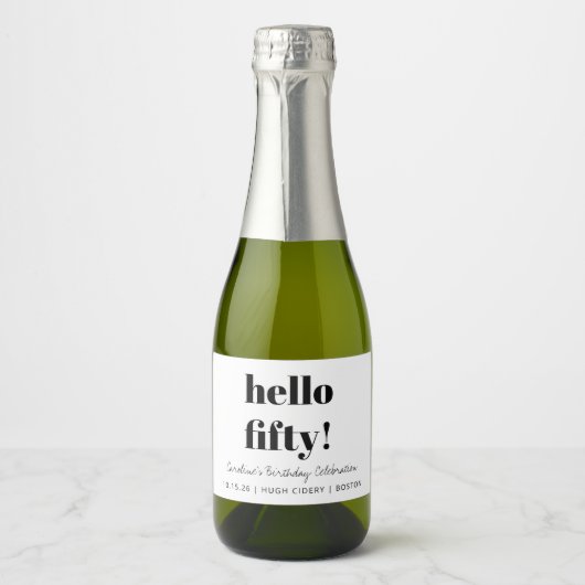 Vet Zwart Wit Modern 50ste Verjaardag Custom Mini Sparkling Wijnetiket (Voorkant)