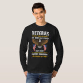 Veteraan denk niet omdat mijn tijd Eagl is afgelop T-shirt (Voorkant volledig)