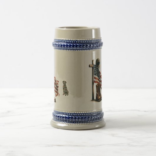 Veteraan 'Ultimate Sacrifice' Mok (Center)