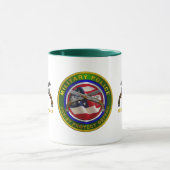 Veteraan van de militaire politie van het leger va mok (Midden)