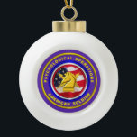 Veteraan voor routinematige psychologische operati keramische bal ornament<br><div class="desc">Speciaal ontworpen herdenkingsontwerp "Proud Army Psychological Operations Veteran American Soldier" ter herdenking van de geweldige prestaties van onze Brave Mannen en vrouwen die hebben gediend bij de uiterst belangrijke psychologische operaties! Dit prachtig ontworpen herdenkingsontwerp "Proud Army Psychological Operations Veteran - American Soldier" is een prachtig cadeau voor uw speciale soldaat,...</div>