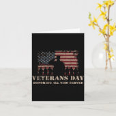 Veteranen Dag Eert Allen Die Patriottische Vlag He Kaart (Gele Bloem)