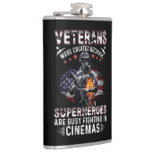 Veteranen omdat superhelden bezig zijn in Cinemas Heupfles (Rechts)