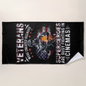 Veteranen omdat superhelden bezig zijn in Cinemas Strandlaken (Voorkant)