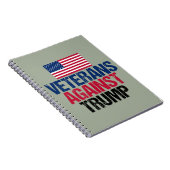 Veteranen tegen de politiek van Trump Notitieboek (Rechterzijde)