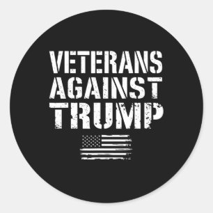 Veteranen tegen Trump Anti Racisme VS Militaire VV Ronde Sticker