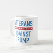 Veteranen tegen Trump Koffiemok (Voorkant links)
