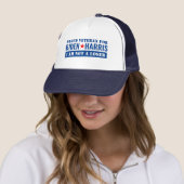 Veteranen voor de verkiezing van Biden Harris 2020 Trucker Pet (In situ)