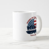 Veterans Day Patriotic Tee Grote Koffiekop (Voorkant rechts)