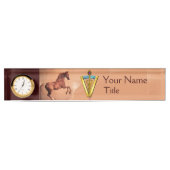 VETERINAIR SYMBOOL VAN RODE HORSE EN GOUDE CADUCEU NAAMBORDJE (Voorkant)