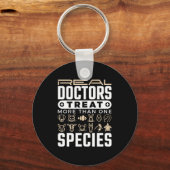 Veterinaire echte artsen behandelen meer dan één s sleutelhanger (Voorkant)