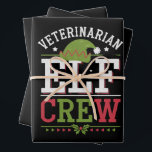 Veterinaire technicus van Christmas Elf Inpakpapier Vel<br><div class="desc">Dierenarts Kerst Elf Veterinaire Technicus Dierenarts Tech</div>