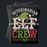 Veterinaire technicus van Christmas Elf Inpakpapier Vel<br><div class="desc">Dierenarts Kerst Elf Veterinaire Technicus Dierenarts Tech</div>