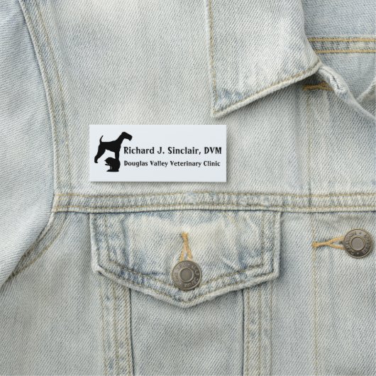 Veterinary Clinic Name Tag (In situ)