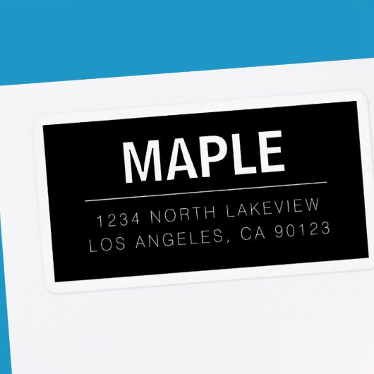 Vetgedrukte achternaam of handelsmerk | Tekst met Etiket