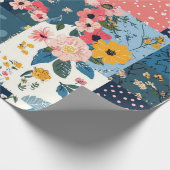 Vetgedrukte bloemen patchwork patroon cadeaupapier (Hoek)