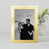 Vetgedrukte Border Foto Moderne bruiloft Bewaar de Folie Uitnodiging (Staand Voorkant)