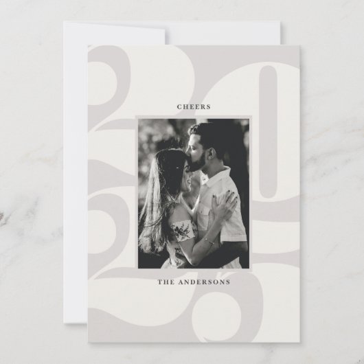 Vetgedrukte cijfers juichen nieuwjaarsfoto toe feestdagenkaart (Voorkant)