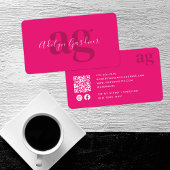 Vetgedrukte QR-code Hot Pink Monogram Script Socia Visitekaartje