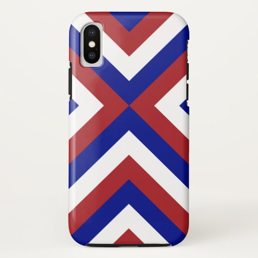 Vetgedrukte rode, witte en blauwe Chevron Case-Mate iPhone Case (Achterkant)